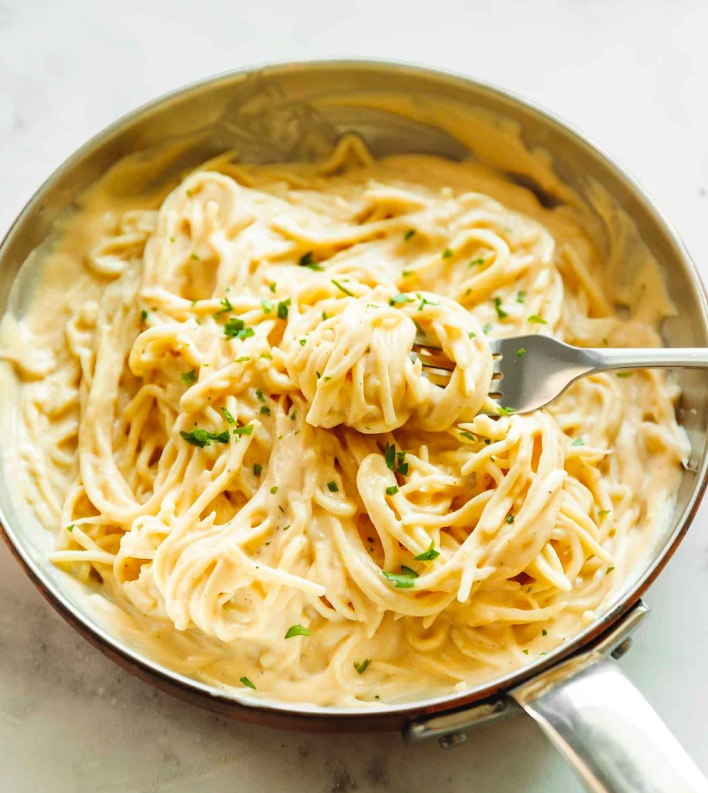 Hearts of Palm Vegetable Pasta with Alfredo Sauce